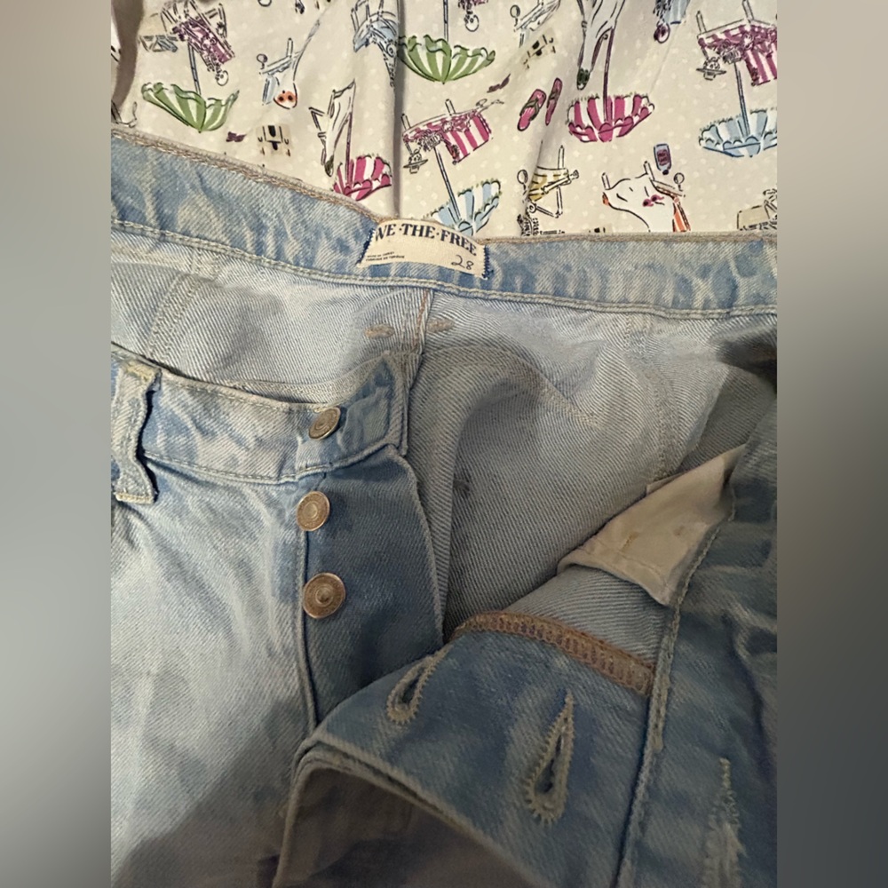 We the free light wash free people barrel jeans size 28